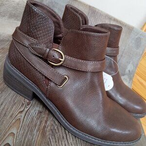 Baretraps Women's Size 7 Sienna Stacked Heel Booties NEW!